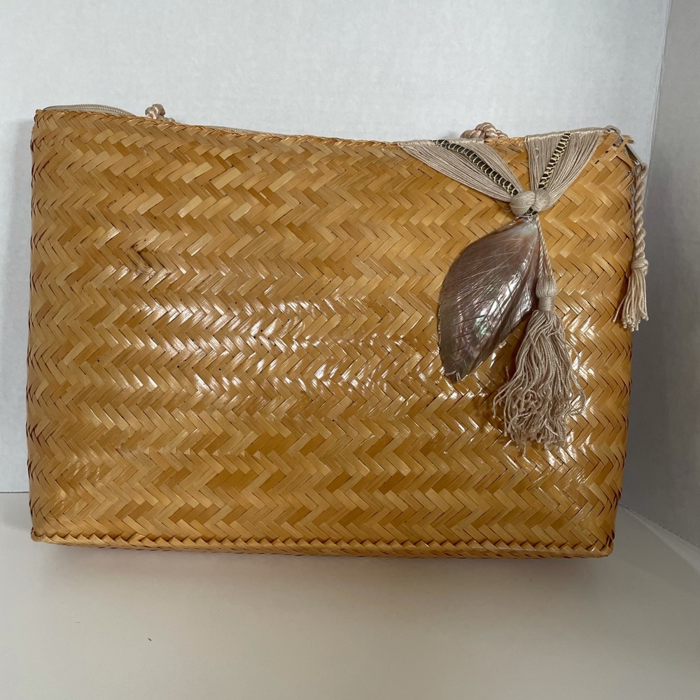 Vintage Natural Straw Bag.